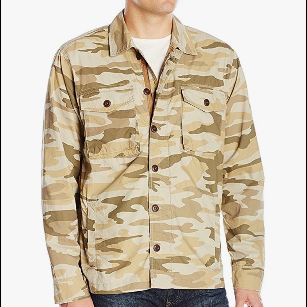 Lucky Brand Men’s camo print lightweight jacket